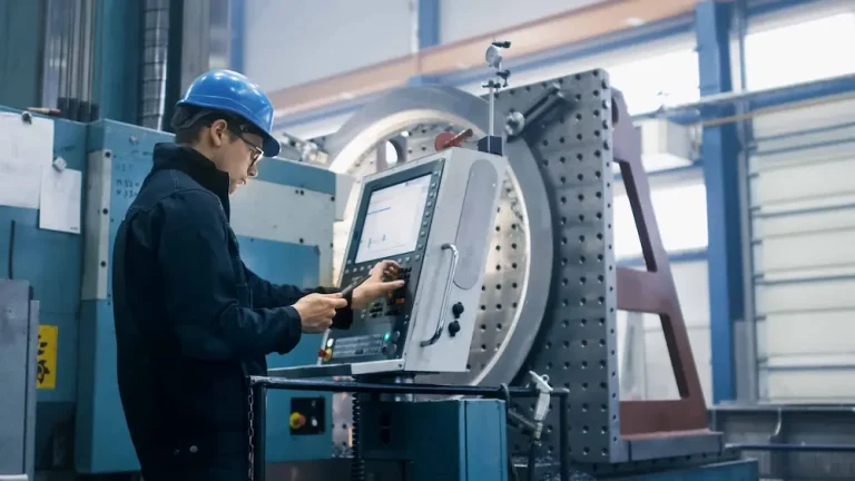 Tecnología CNC en los procesos industriales Ventajas y aplicaciones
